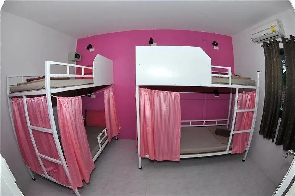 Auberge de jeunesse Alena Dorm Room Koh Koh Phi Phi Don Thaïlande